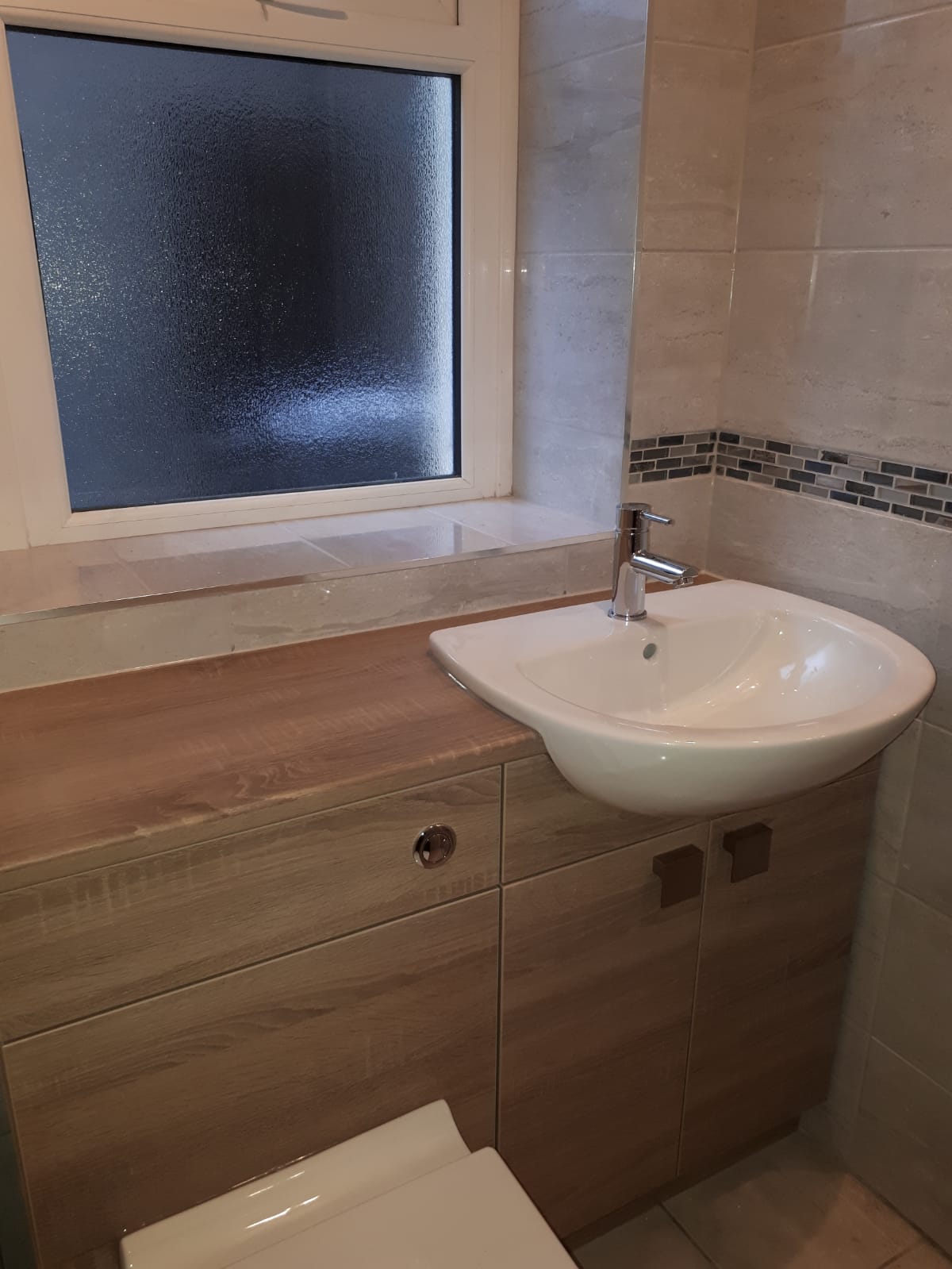 Fitted sink
